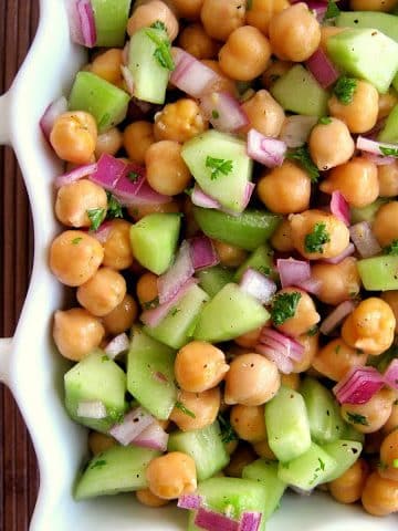 Chickpea salad - Alica's Pepperpot