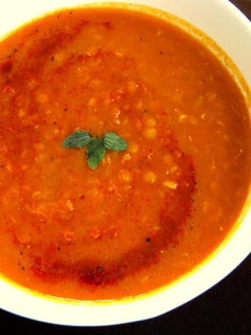 Spicy red lentil soup - Alica's Pepperpot