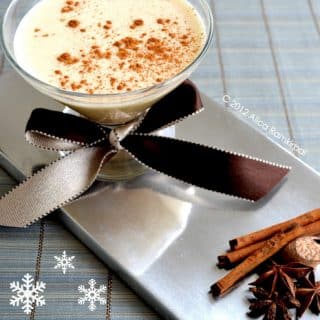 Coquito (Puerto Rican Egg nog)