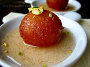 Gulab Jamun - Alica's Pepper Pot