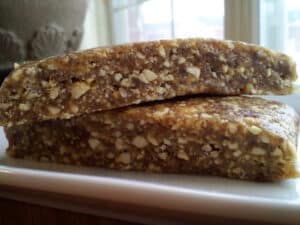 Homemade Lara Bars (Cashew Cookie) - Alica's Pepper Pot 2