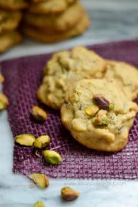 Pistachio Cookies - Alica's Pepperpot