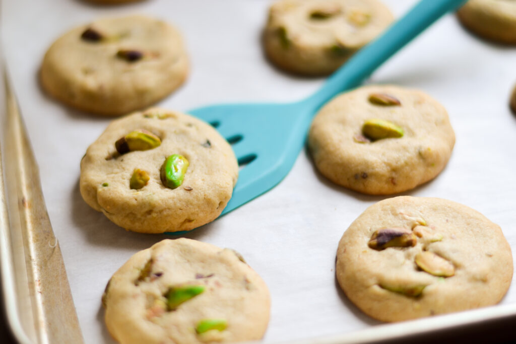 Pistachio Cookies - Alica's Pepperpot