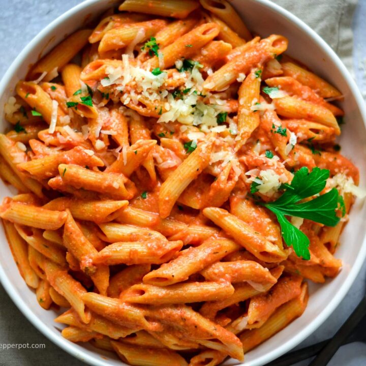 Penne alla vodka (Pasta with vodka cream sauce) - Alica&amp;#39;s Pepperpot