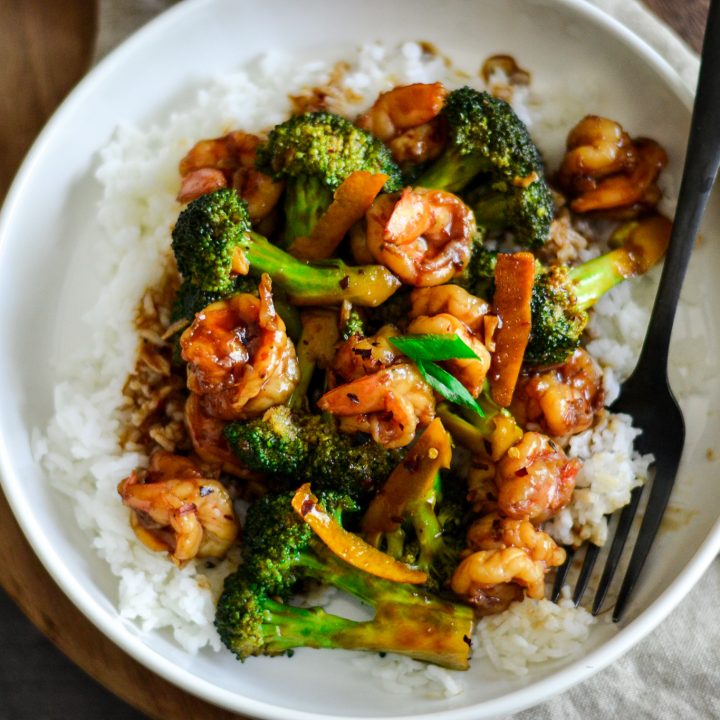 Shrimp and broccoli stir fry