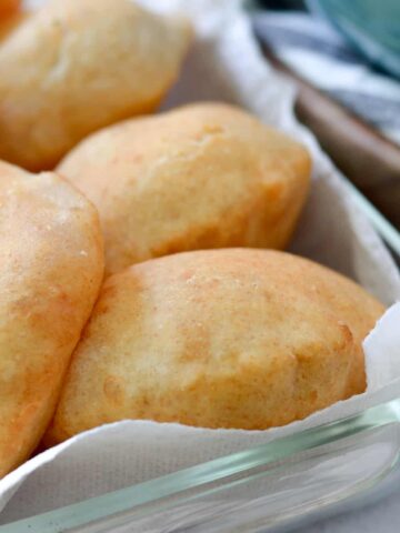 This is a photo of guyanese bakes in a glass dish.