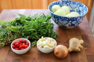 picture shows onion, garlic, pepper, parsley